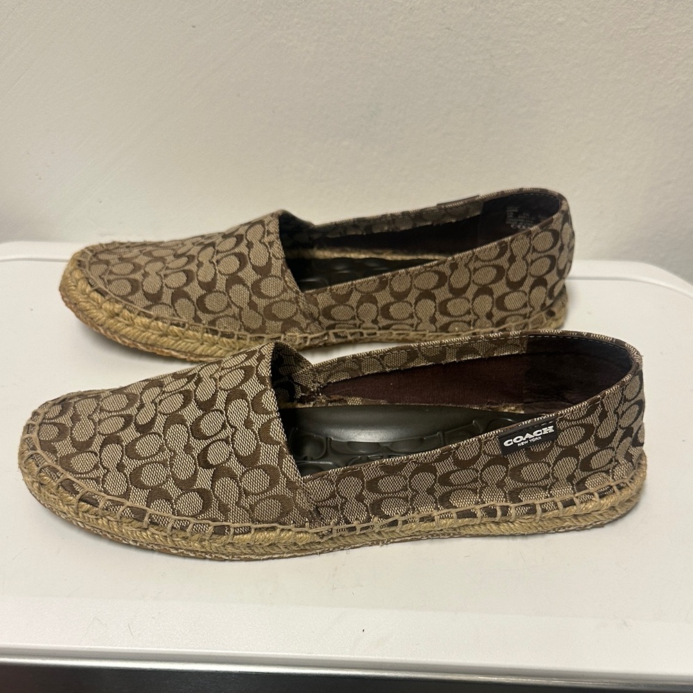 Coach signature jacquard espadrille flats. Brown Espadrille, Soft padded in sole - Picture 5 of 10